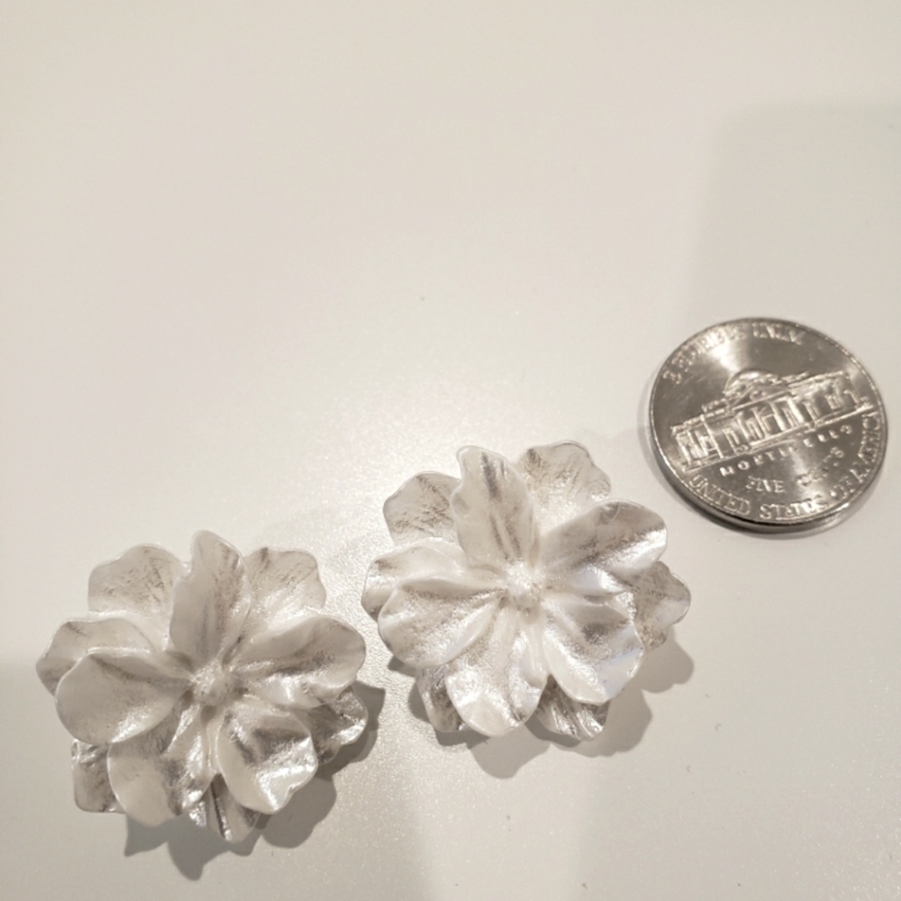 New white earrings